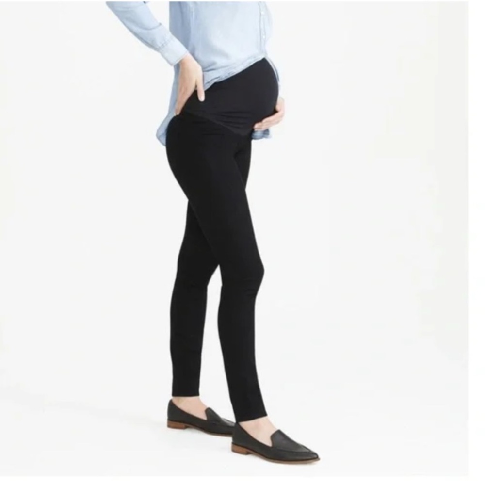 J. Crew Black maternity jean in signature stretch size 30 classic neutral office